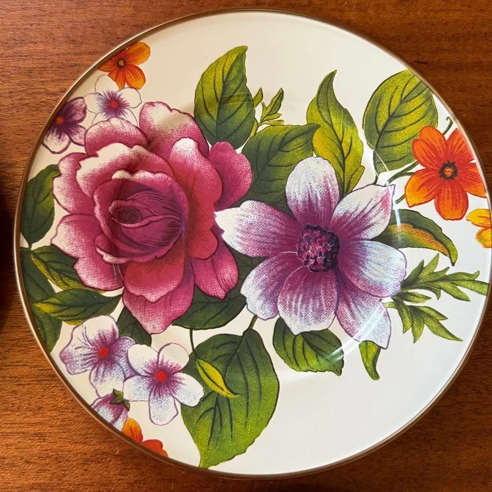 NWOT 4 MacKenzie-Childs Flower Market Abundant Floral Plate Set White Pink Green